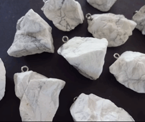 Howlite pendant (Activated)